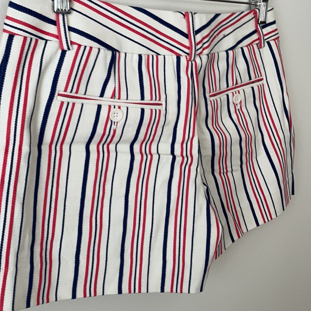 Club Monaco Shorts - Picture 3 of 6